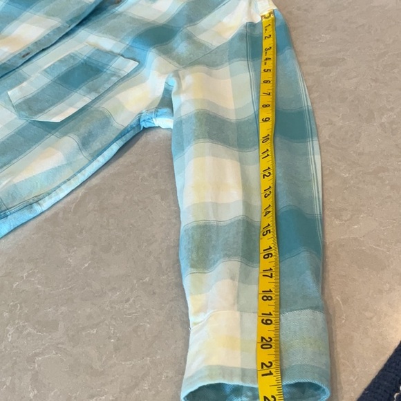 Universal Thread Flannel Top - Picture 9 of 13